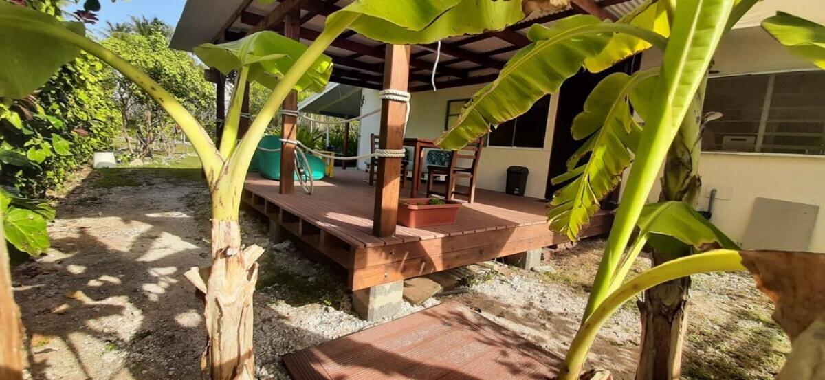 Moana Breeze Rangiroa - Rental Car Included - Air Conditioning - Wi-Fi Tiputa Room photo